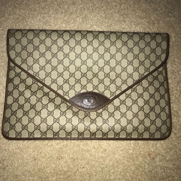 Gucci Handbags - Authentic Vintage Portfolio